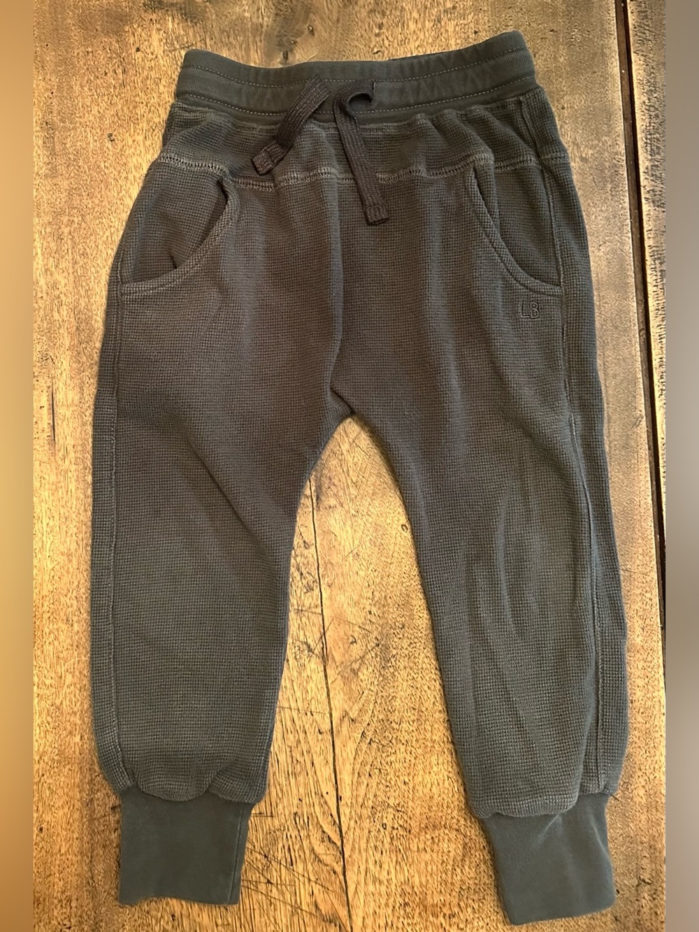 GUC Little Bipsy Dark Grey Waffle Knit Joggers Size 3T-4T.